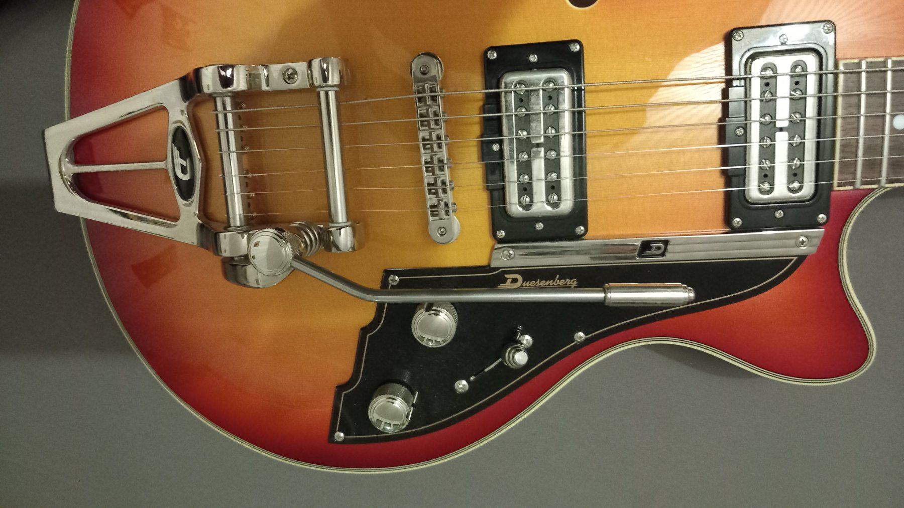 Düsenberg Strumenti musicali: DUESENBERG STARPLAYER TV-REBOUND – Usato da Mammern venduto da Kenta1812 2