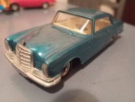 Seltene Mercedes 220 SE Coupe Spielzeugauto, Sammlerstück!