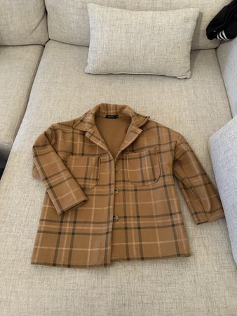 Modische karierte Jacke von TODAY, Grösse M, warm und bequem