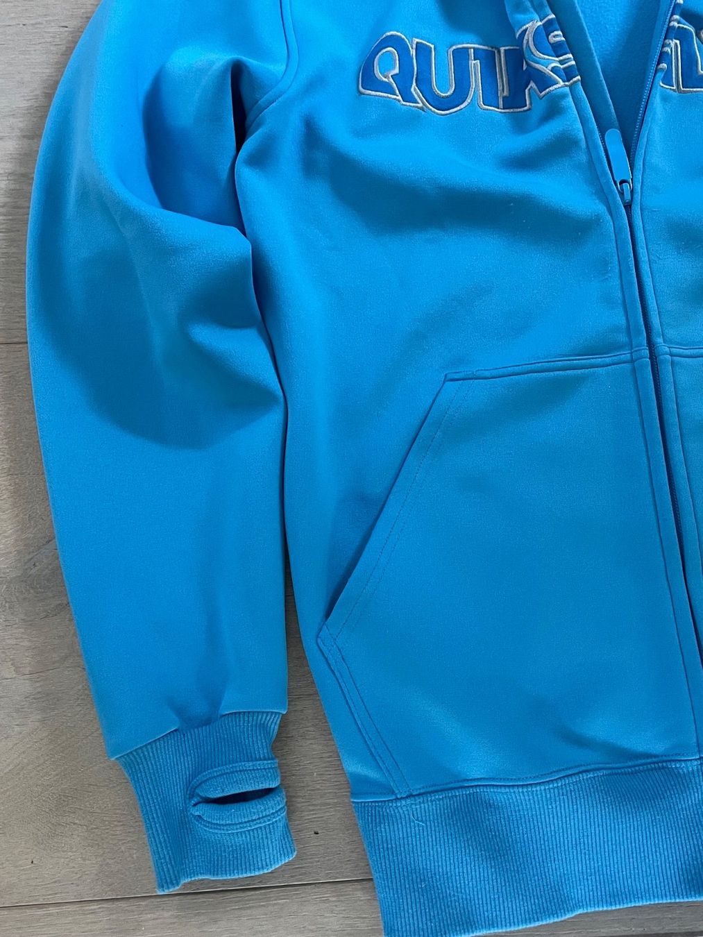 Quiksilver Maglioni & Felpe: Quiksilver Quiktech Kapuzenpullover Grösse S-Blau/Top – Nuovo (secondo la descrizione) da Volketswil venduto da rubin74 4