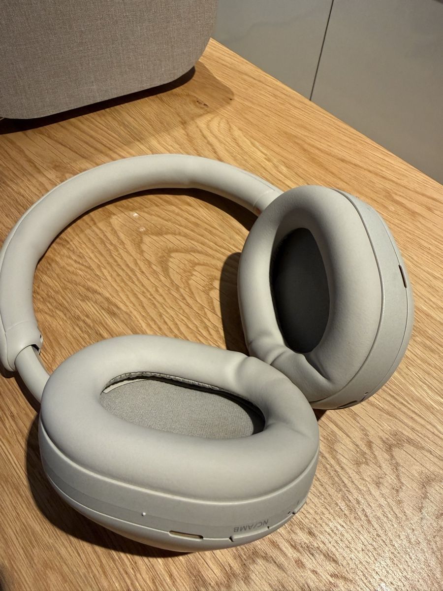 Sony Kopfhörer: Sony WH-1000XM5 – Gebraucht aus Zürich von _ade_ 3