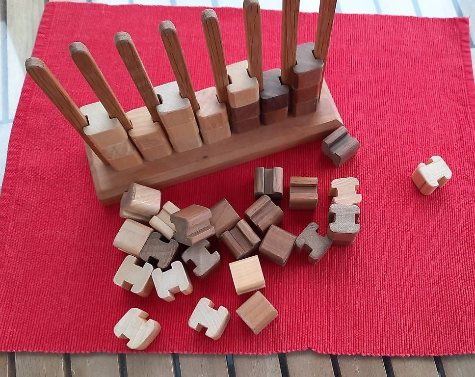 Giochi: 4 gewinnt in Massivholz – Usato da Giswil venduto da aethra 3