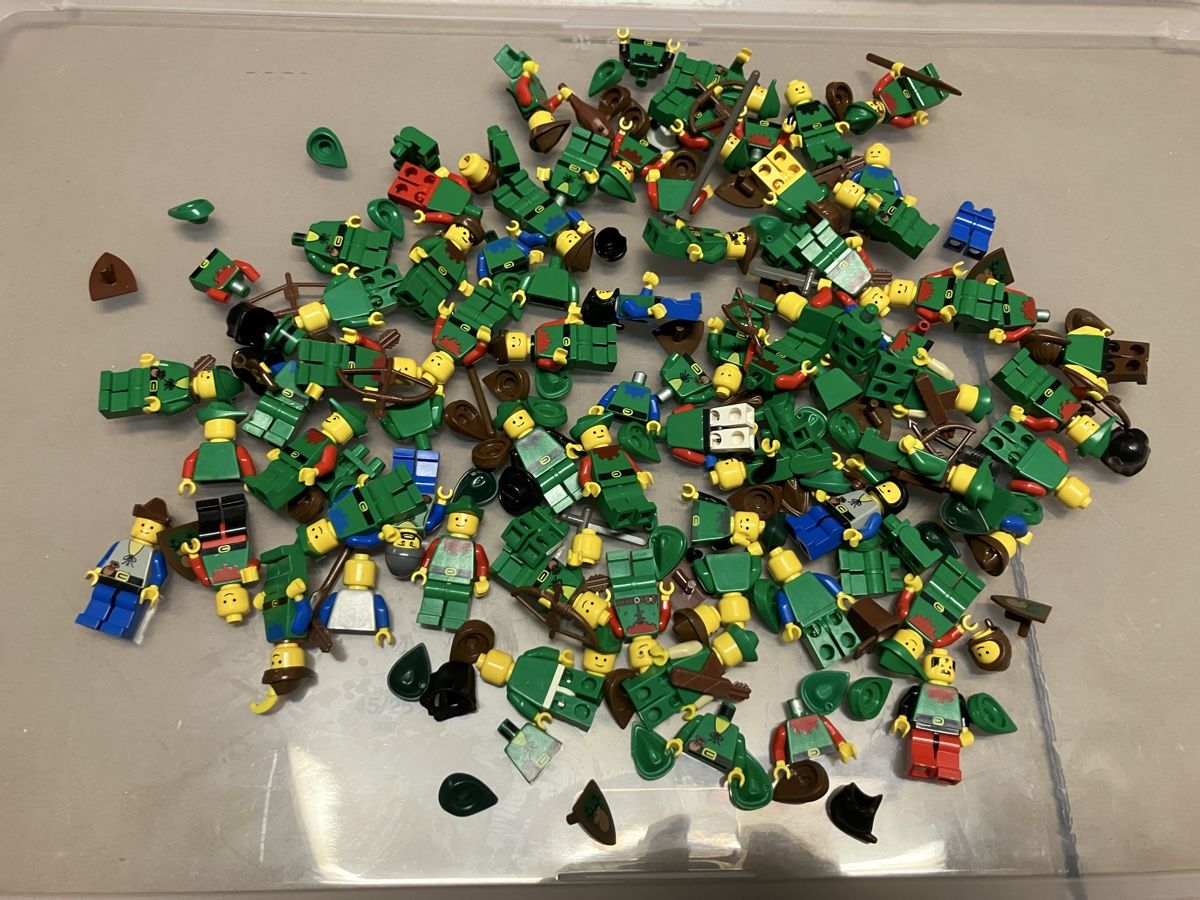 Lego Kit di costruzioni: Lego Forestmen Figuren – Usato da Luzern venduto da windundsichtschutz