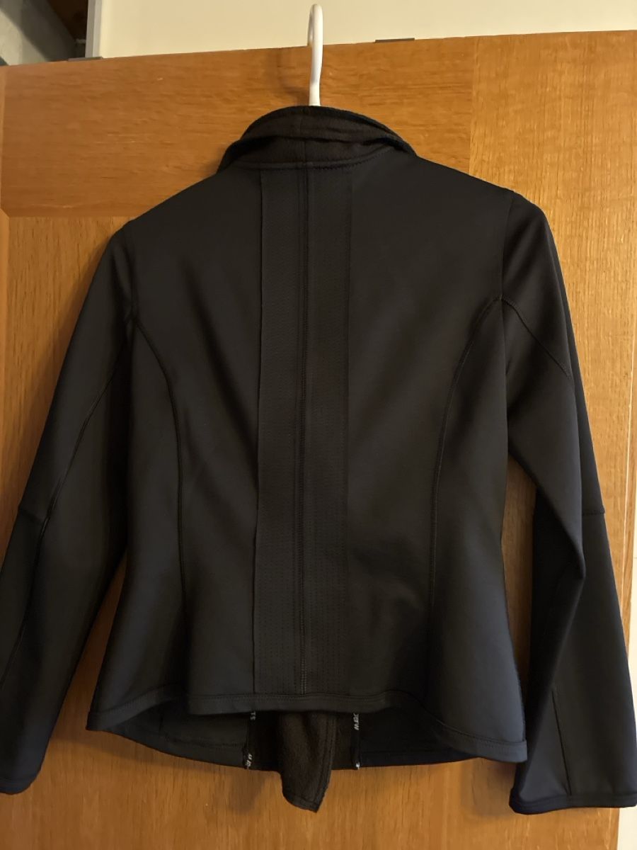 Marc Cain Jacken: Jacke Marccain – Gebraucht aus Zizers von Hallab 1
