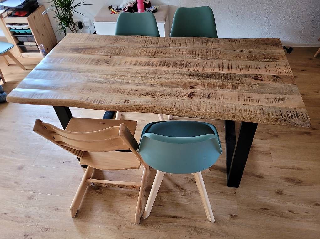 Tische: Tisch Massivholztisch Mango – Gebraucht aus Lausen von tob_9dsn 1