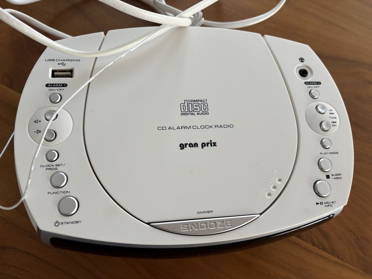 Wecker: Radio-Wecker mit CD – Gebraucht aus Lostorf von roga13 1