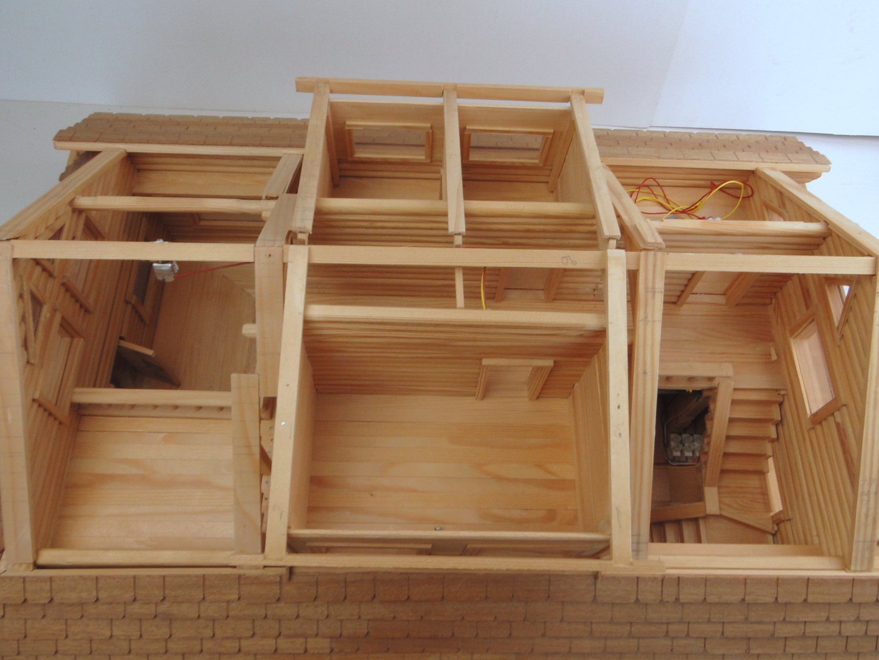 Case e mobili per bambole: Holzmodellhaus Puppenstube – Usato da Bülach venduto da cann11 5