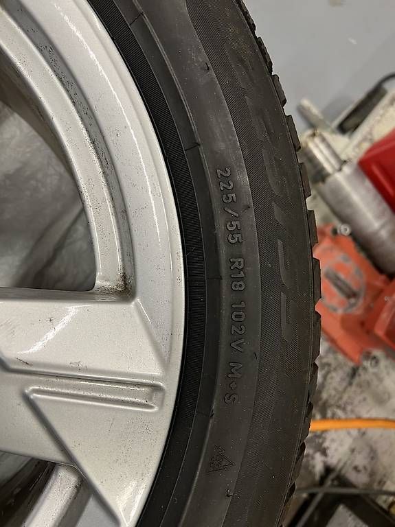 Pneus & Kompletträder: Gomme e cerchi  – Gebraucht aus Pollegio von kev_5qq2 1