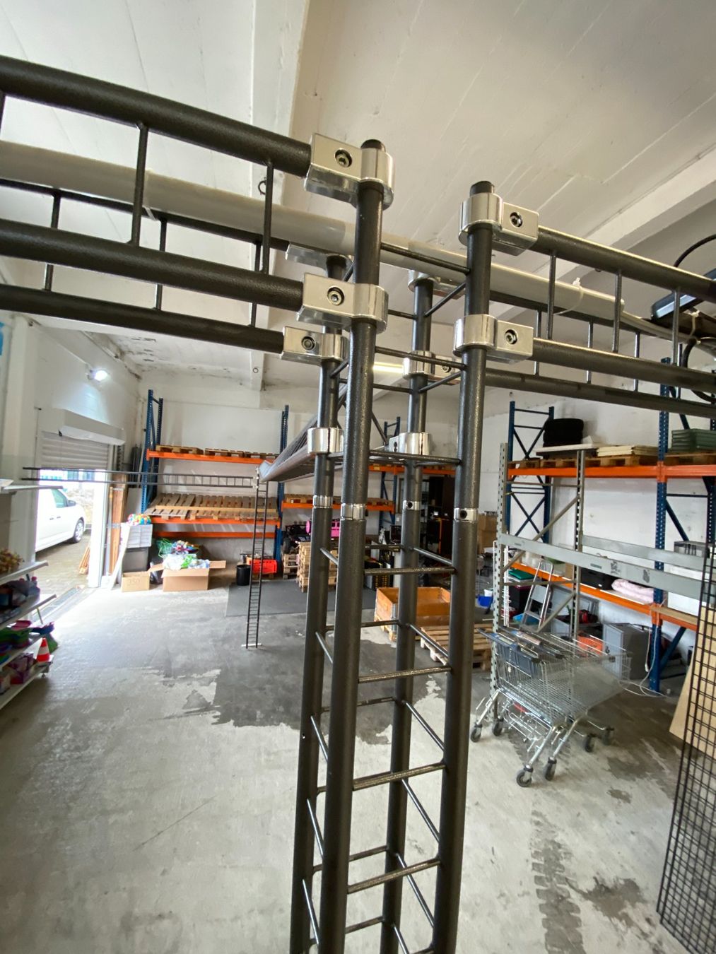 Tralicci: Traversensystem Ladenregal - Ladeneinrichtung – Usato da Wettingen venduto da neuenhof 8