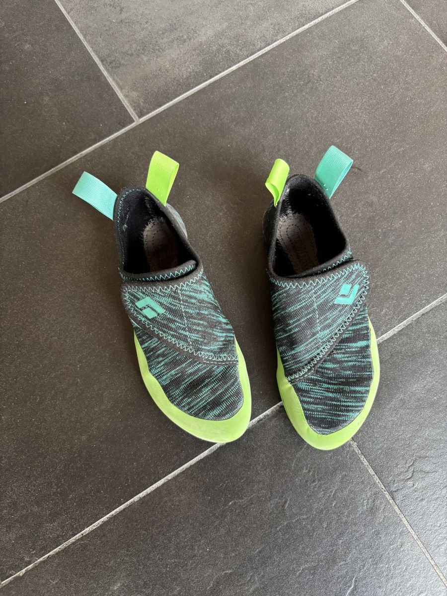 Black Diamond Scarpe per ragazzi: Kletterschuhe Black Diamond Grösse 35.5 – Usato da Sonnental venduto da sunnyside_m 1