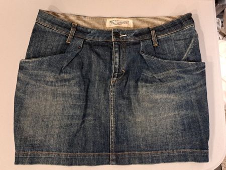 Adidas Originals, Jeans-Mini im Used-Look, Grösse 40