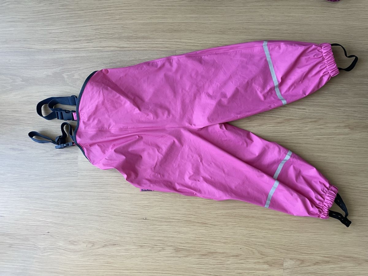 Pantaloni: Schöne Regenhose Gr.98 – Usato da Grosshöchstetten venduto da and_7gf5