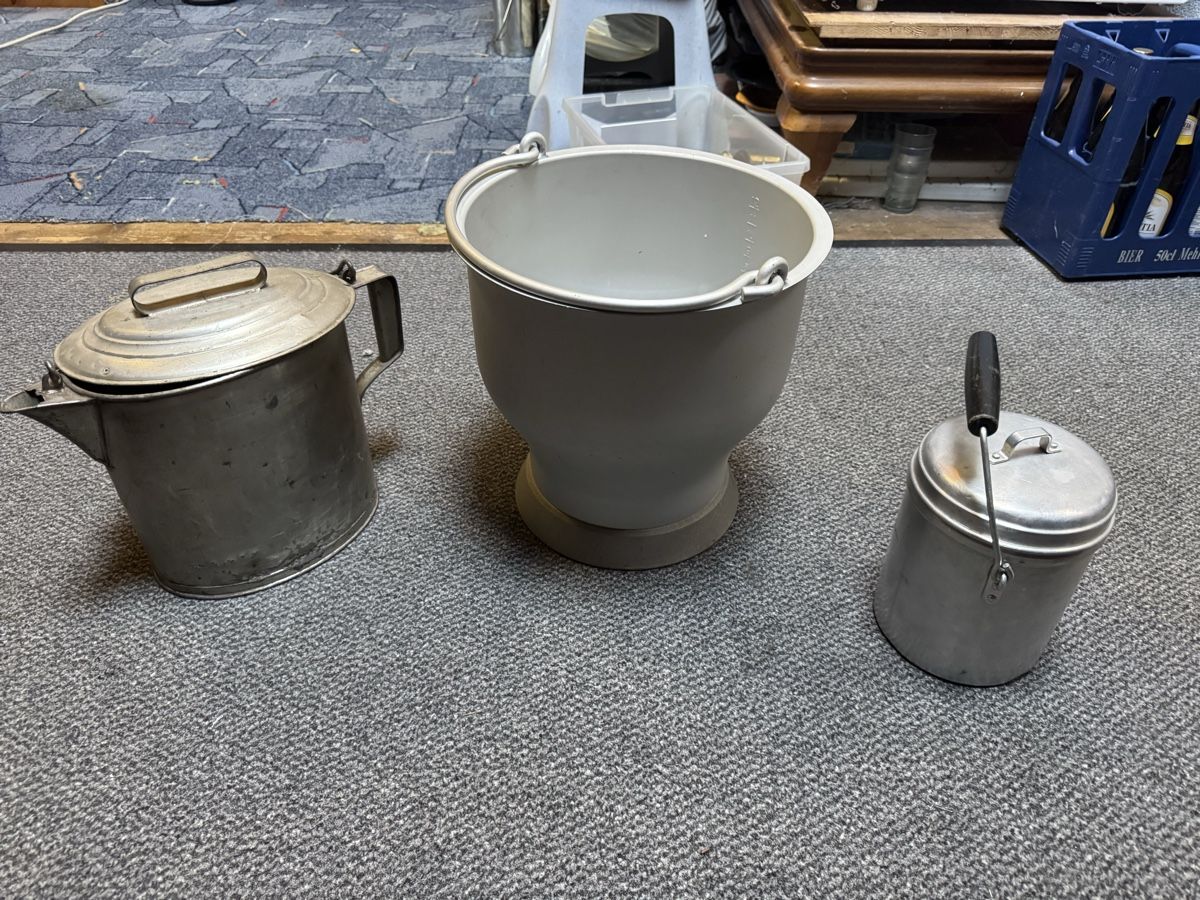 Tutte le decorazioni: verschiedene Melchartikel zu verkaufen – Usato da Buchs SG venduto da Urslee0 4