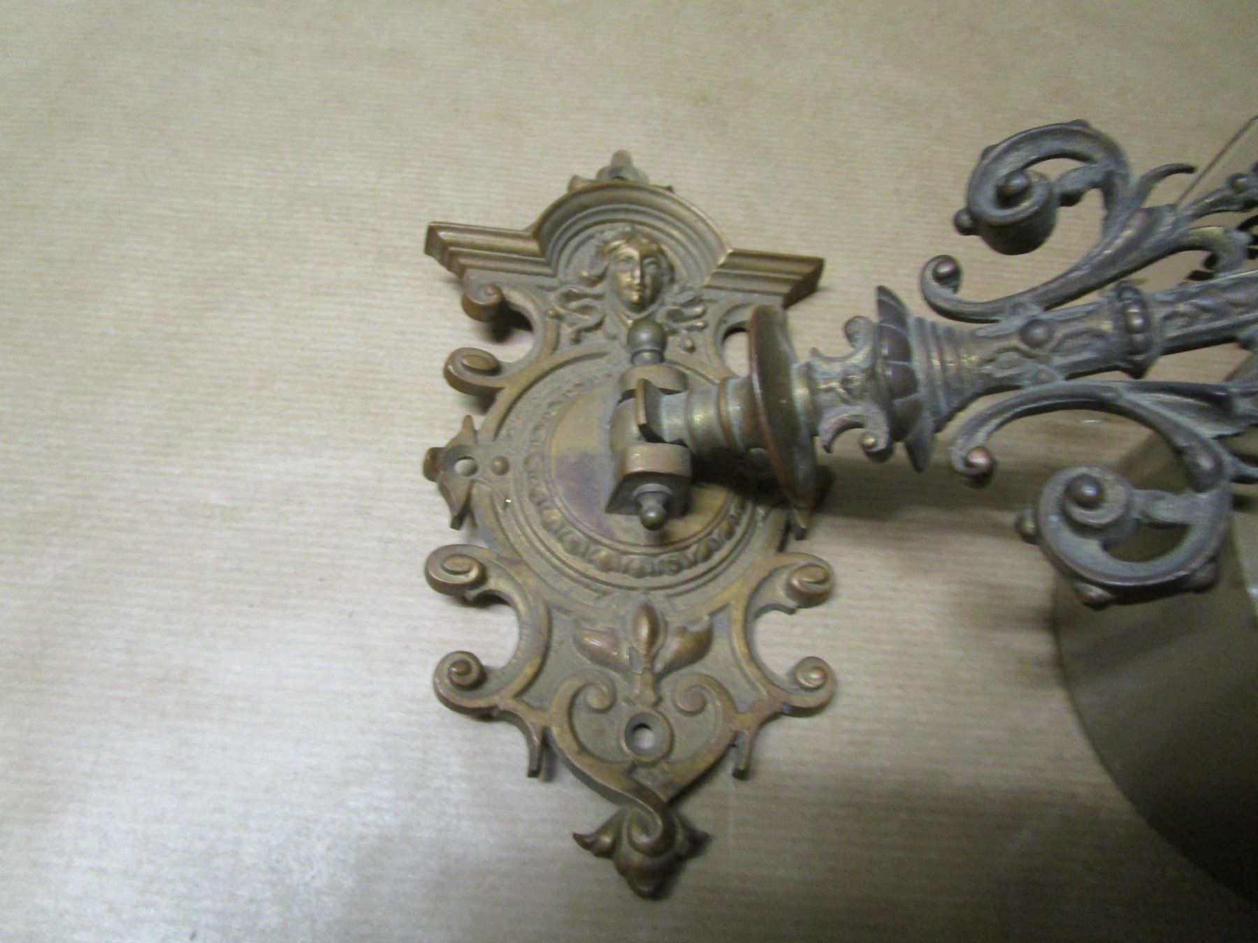 Portacandele: Alter Klavier Kerzenhalter Messing – Usato da Rupperswil venduto da Ema10 9