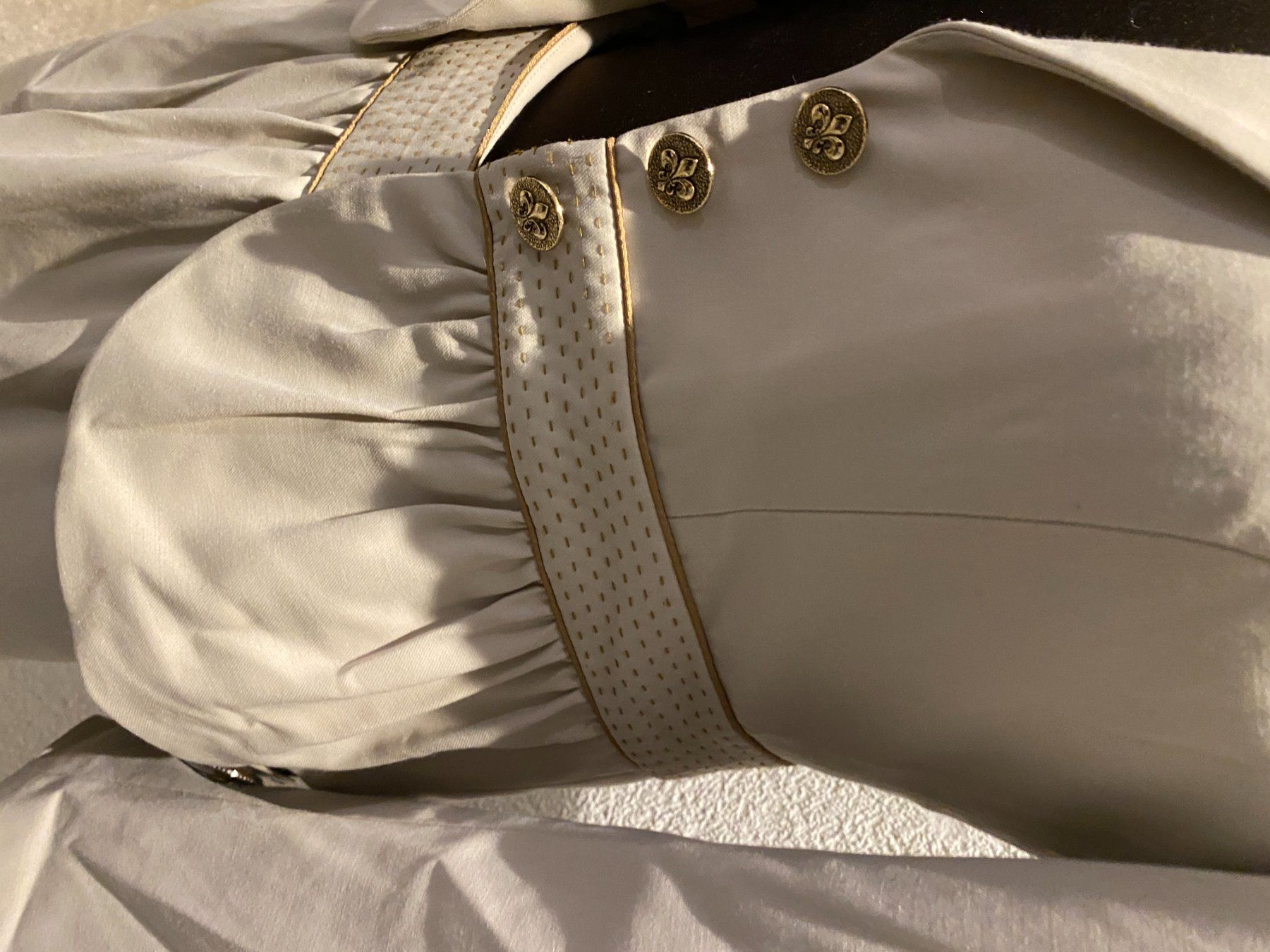 Costumi: Damen Anzug NISSA 34 – Usato da Liestal venduto da aarroon 3