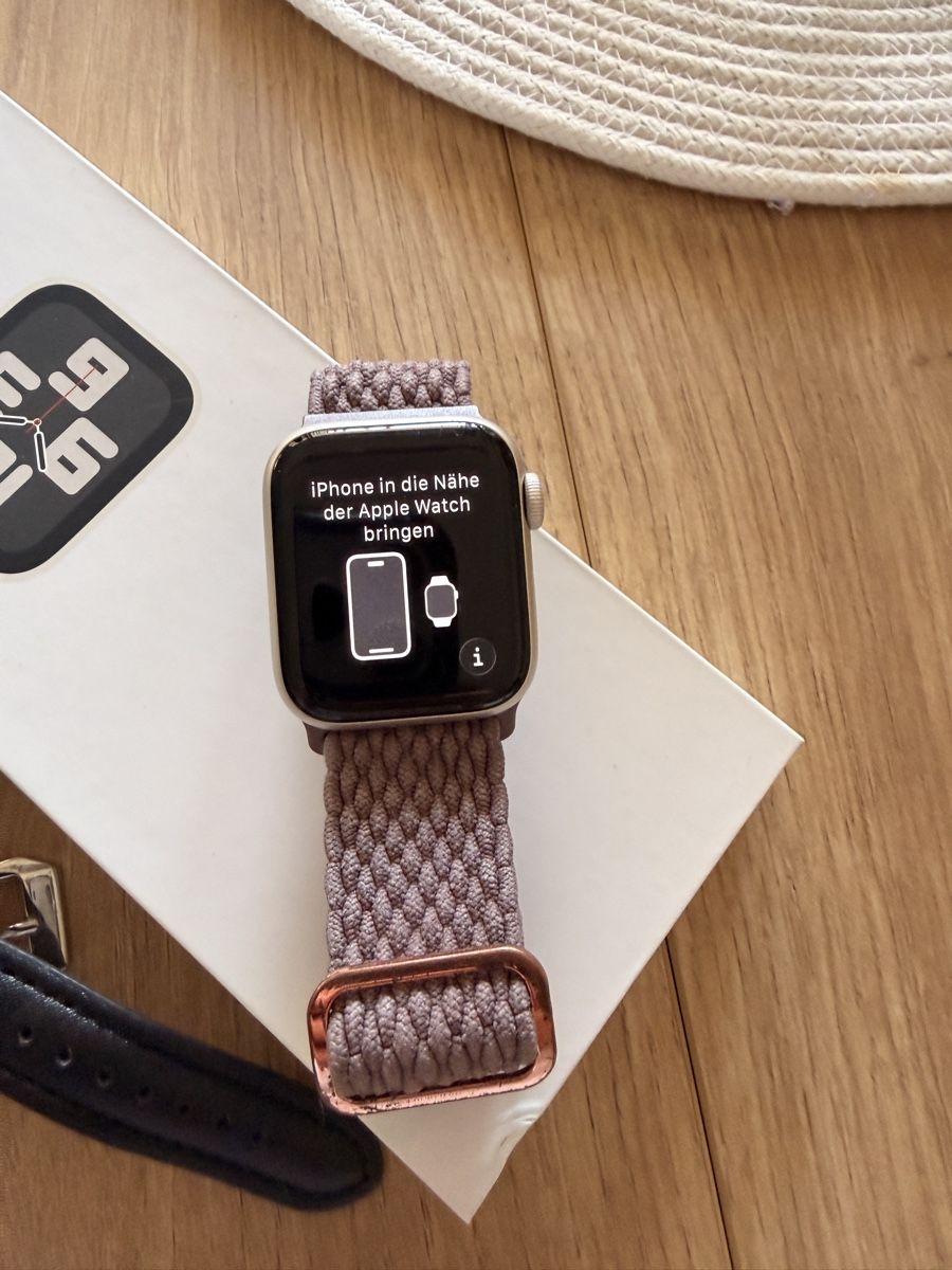 Apple Smartwatch: Apple Watch SE 2. Gen. 40 mm GPS & Cellular – Usato da Ellikon an der Thur venduto da ClaudiaL. 3