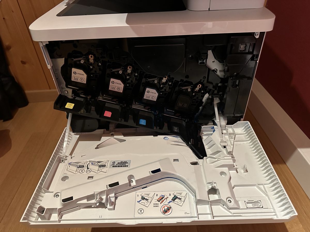 Hewlett Packard Stampanti: HP Color LaserJet Enterprise MFP M577 Multifunktionsdrucker – Usato da Flawil venduto da nai_6crk 3