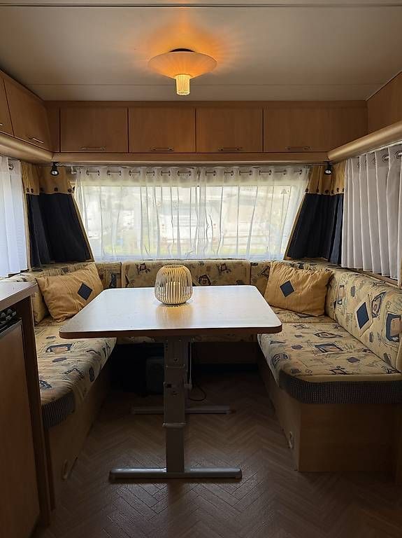 Véhicules de camping: Caravan Bürstner  Ventana 500TS 2001 – D'occasion à Münsingen par monic51 2