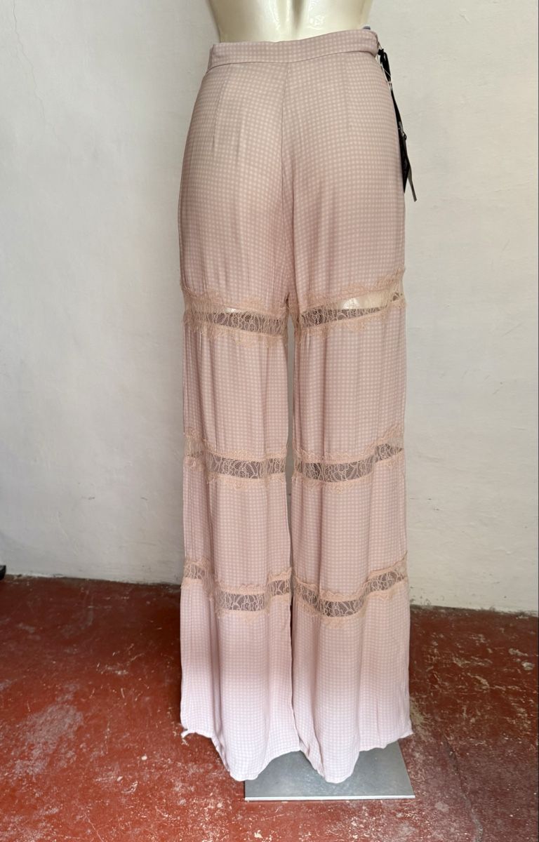 Pantaloni: Elisabetta Franchi trousers new – Nuovo (secondo la descrizione) da Barna venduto da orbuyorcry 1