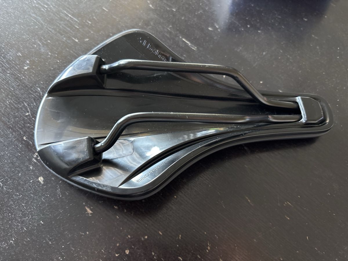 Pièces détachées: Selle Royal Sattel – Neuf (Voir description) à Seftigen par adijosi 2