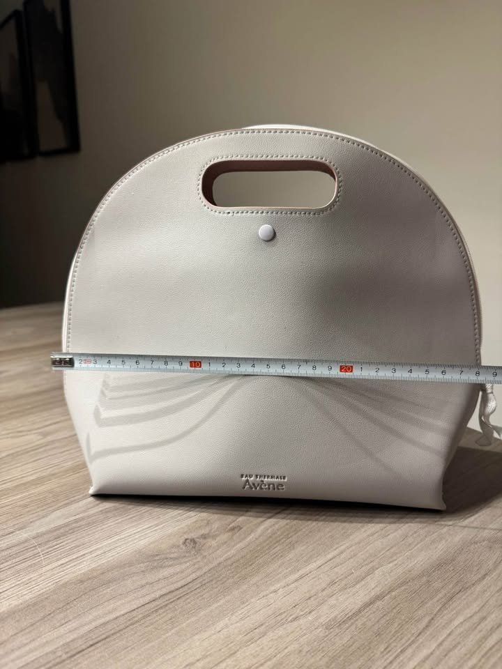 Custodie per cosmetici: Grosse Kosmetiktasche von Avène NEU – Nuovo e nell'imballaggio originale da Dänikon ZH venduto da tug_m9b6 1