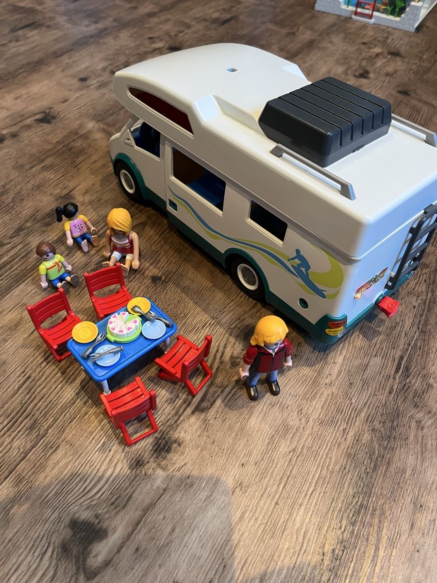 Playmobil Giocattoli: Playmobil Camper – Usato da Liebefeld venduto da 75_8j6h 5