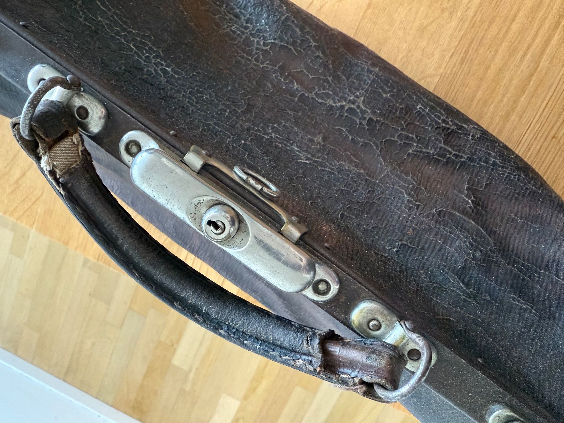 Borse: Vintage Ledertasche / Arzttasche – Usato da Basel venduto da Rouge. 4