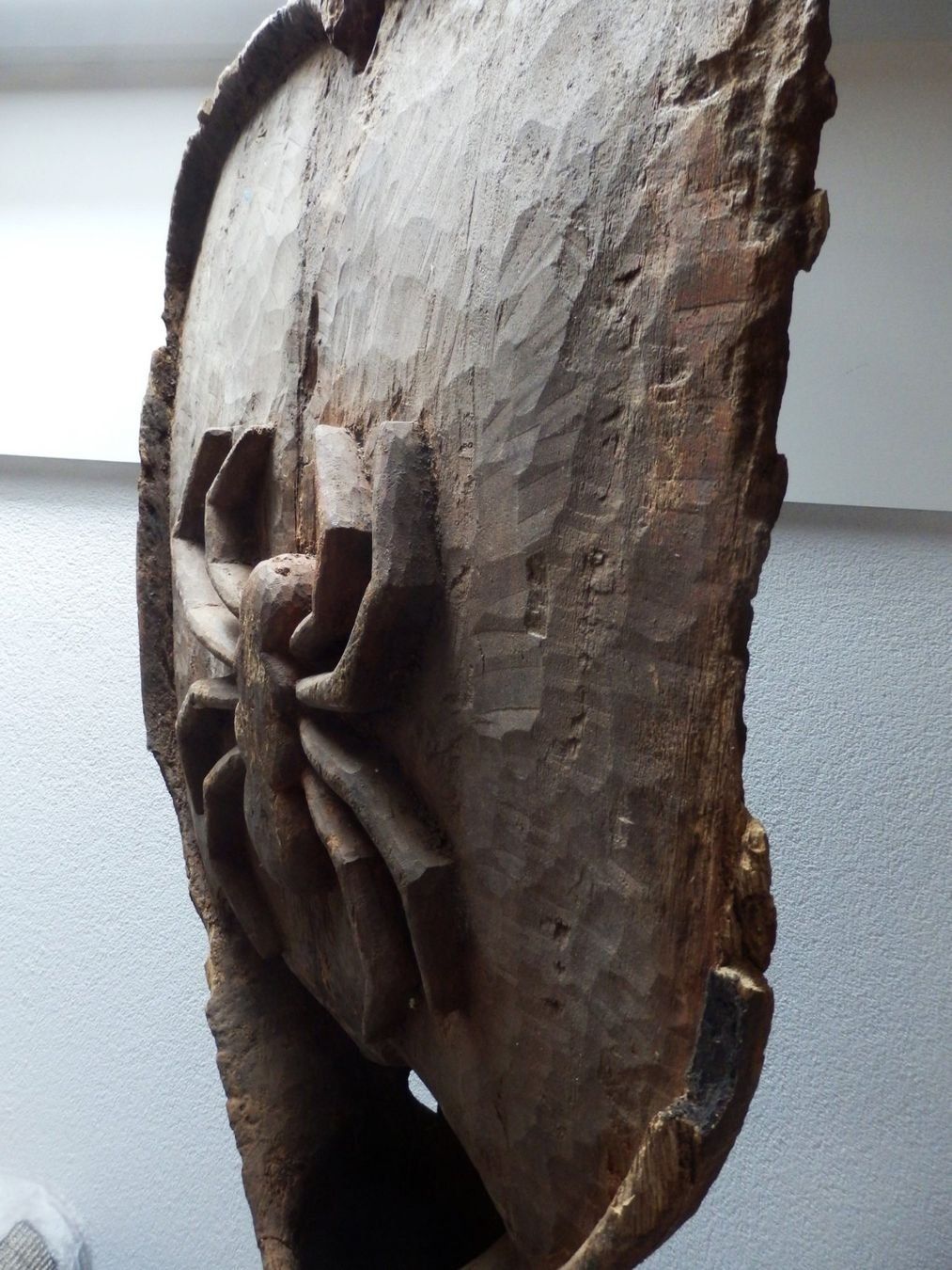 Internationale Kunst: Afrikanische Batcham – Gebraucht aus Vuiteboeuf von deux-matous 7