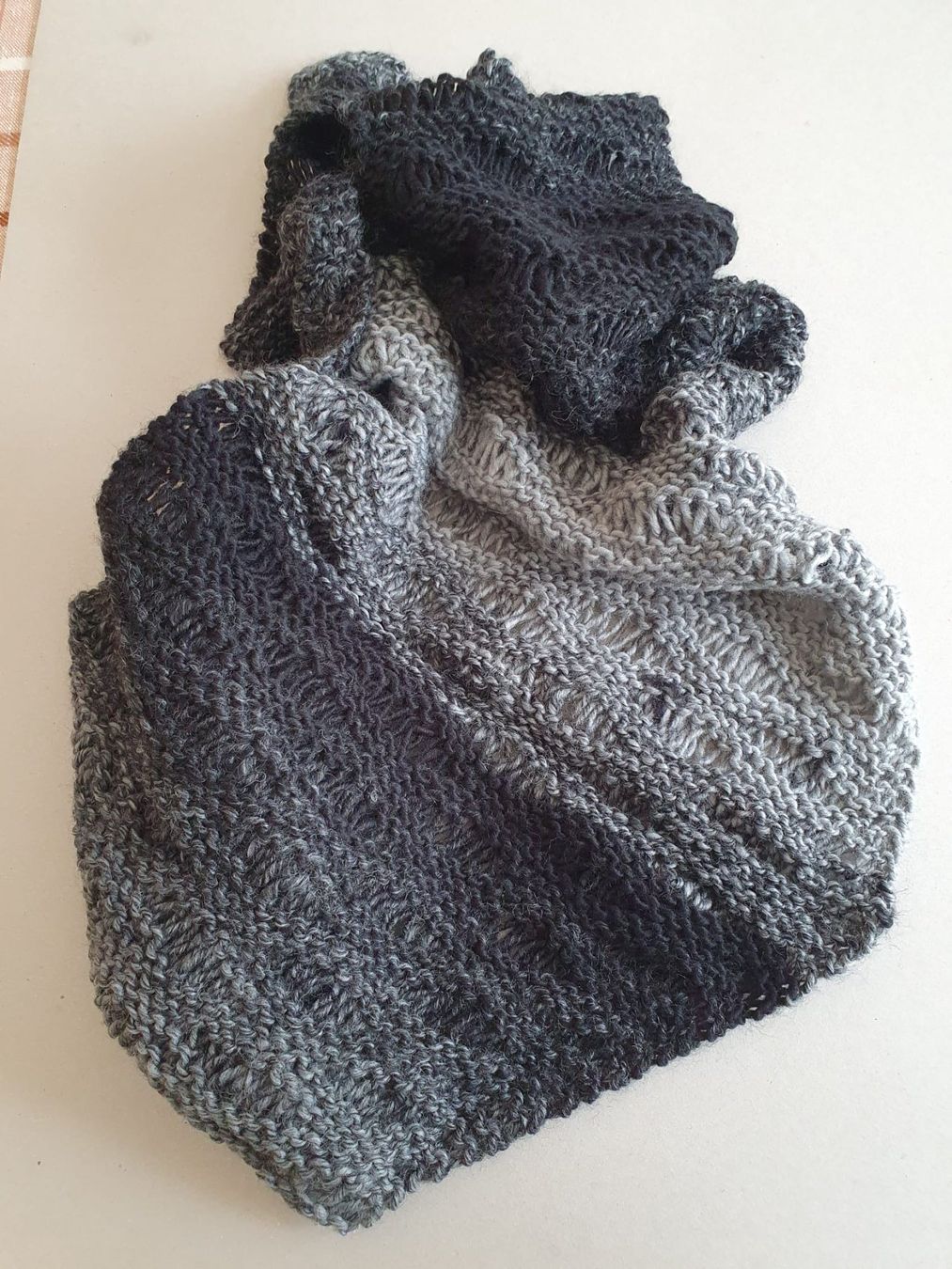Foulard & Sciarpe: Schal und Mütze als Set, gestrickt – Nuovo (secondo la descrizione) da Jonen venduto da h-blxgirl79 2