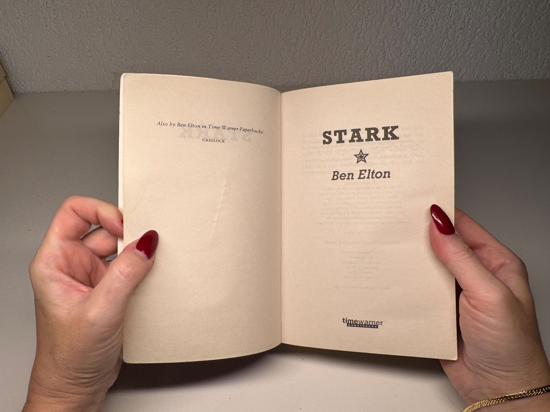 Libri: NOVEL: Ben Elton, Stark – Usato da Grosswangen venduto da English_books 2