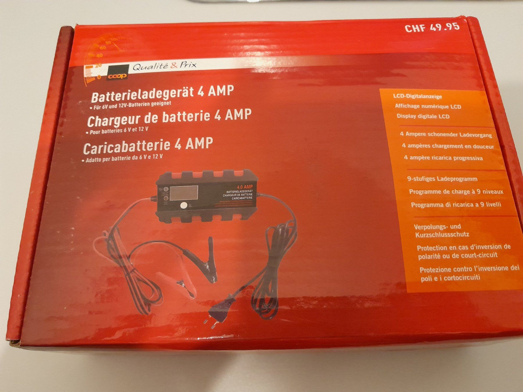 Batterieladegeräte: Batterieladegerät 4 Amp 6V / 12V – Gebraucht aus Bern von kamikaze21