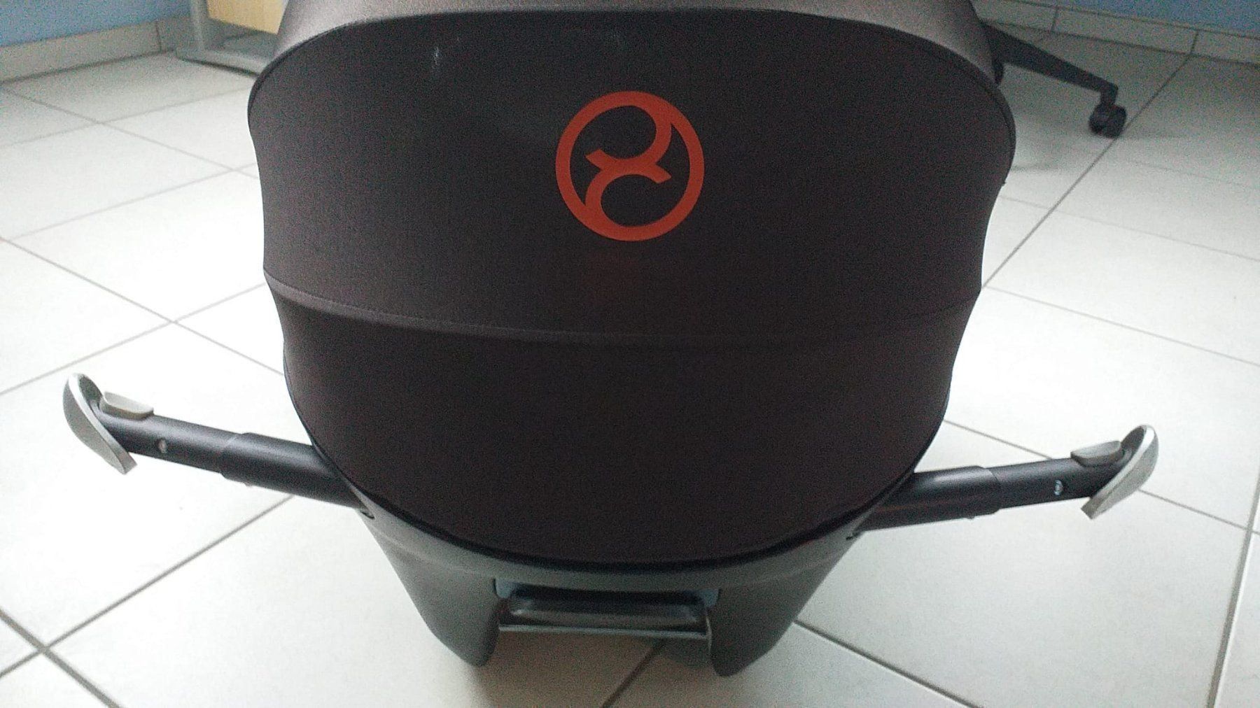 Cybex Seggiolini per auto: Cybex Babyschale – Usato da Reinach AG venduto da jennyfergel 5