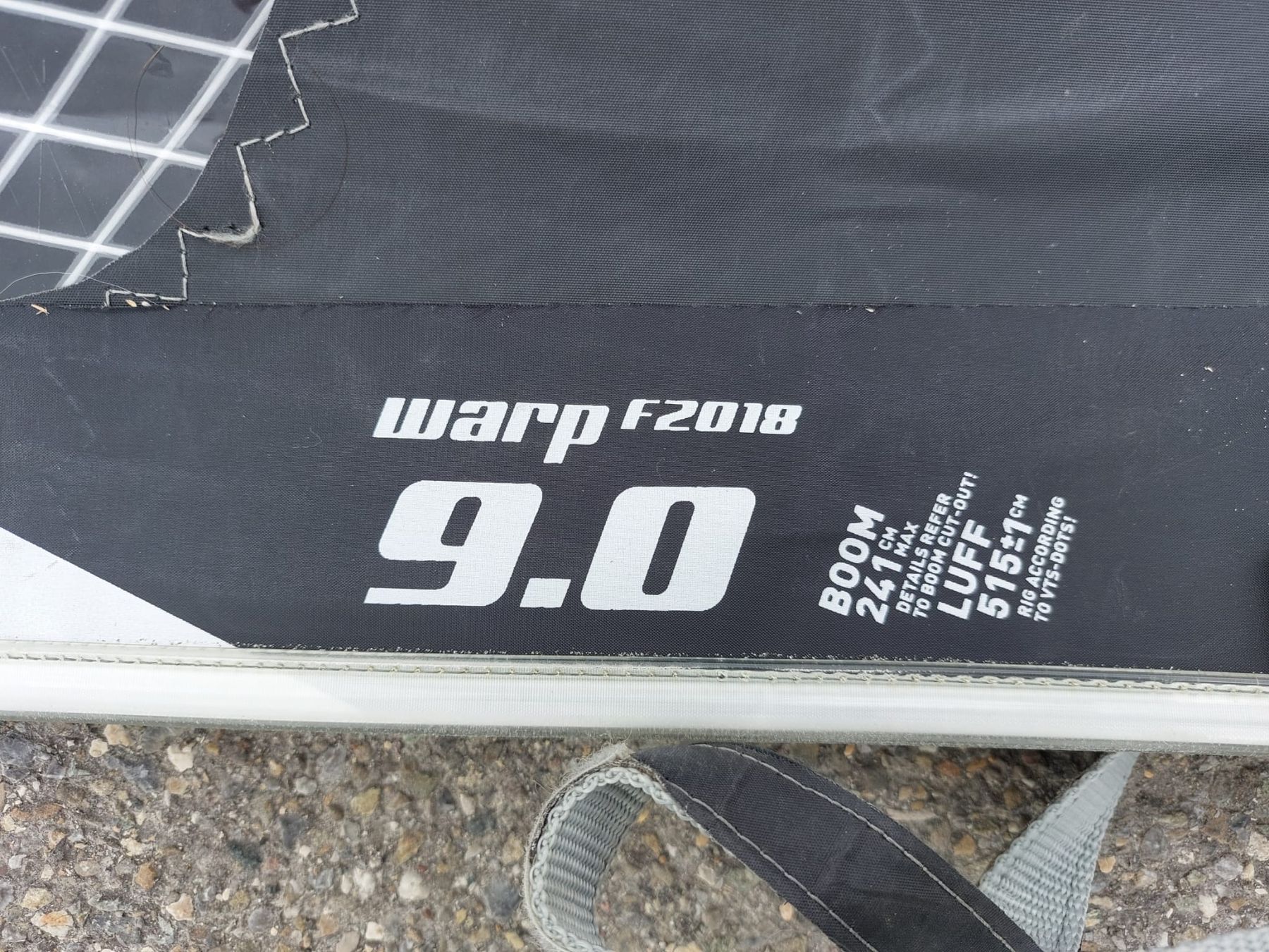 North Sails Surf: North Warp Windsurfsegel 9.0m 2018 – Usato da Fällanden venduto da Nmustang 3