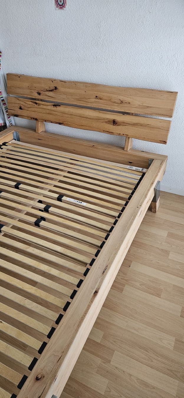Articoli in legno: Holz Bett inkl. Lattenrost – Usato da Kollbrunn venduto da Ignjat1211 1