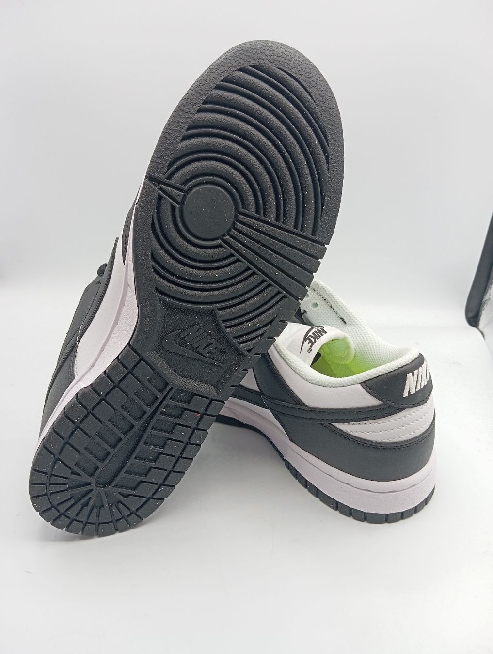 Nike Herrenschuhe: Nike Dunk Low Next Nature - Panda (EU41) – Neu und originalverpackt aus Schaffhausen von outlez 6