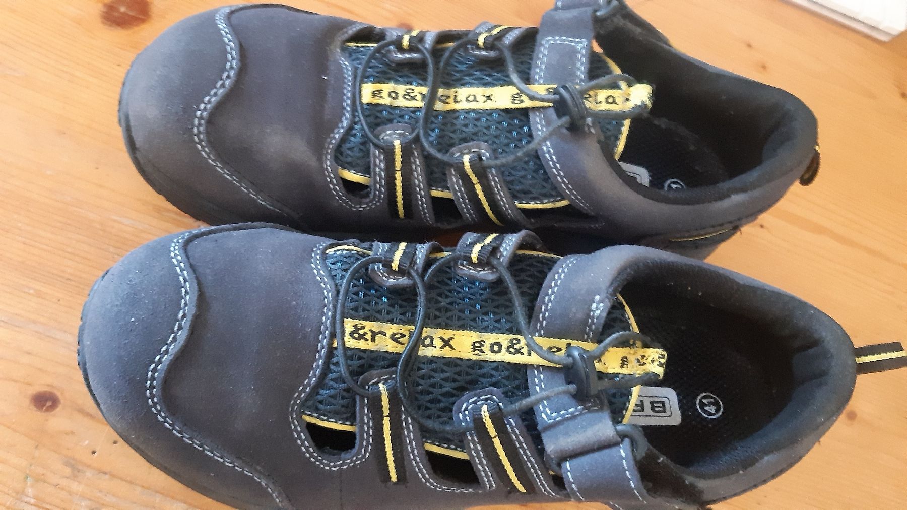 Scarpe da uomo: BAAK Arbeitsschuhe Rene 2 Grösse 41 S1P SRC ESD  – Usato da Oey venduto da Parkplatzbrocki