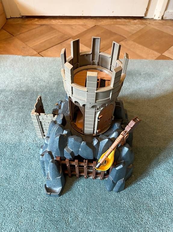 Spielzeuge: Playmobil Turm / Burg – Gebraucht aus Bern von 1625 3