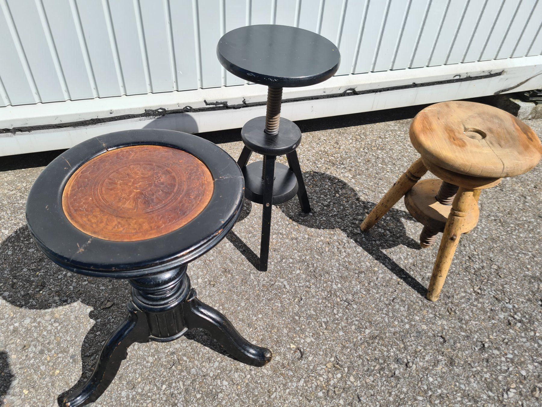 Hocker: Tabouret , 2 hauteurs réglable a vendre – Gebraucht aus Monthey von 187-zeroo