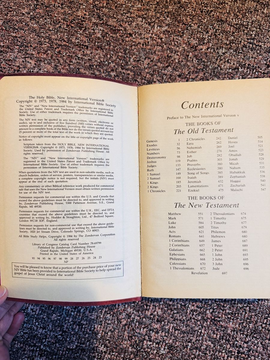 Livres: Holy Bible – D'occasion à Zürich par Lockae 1