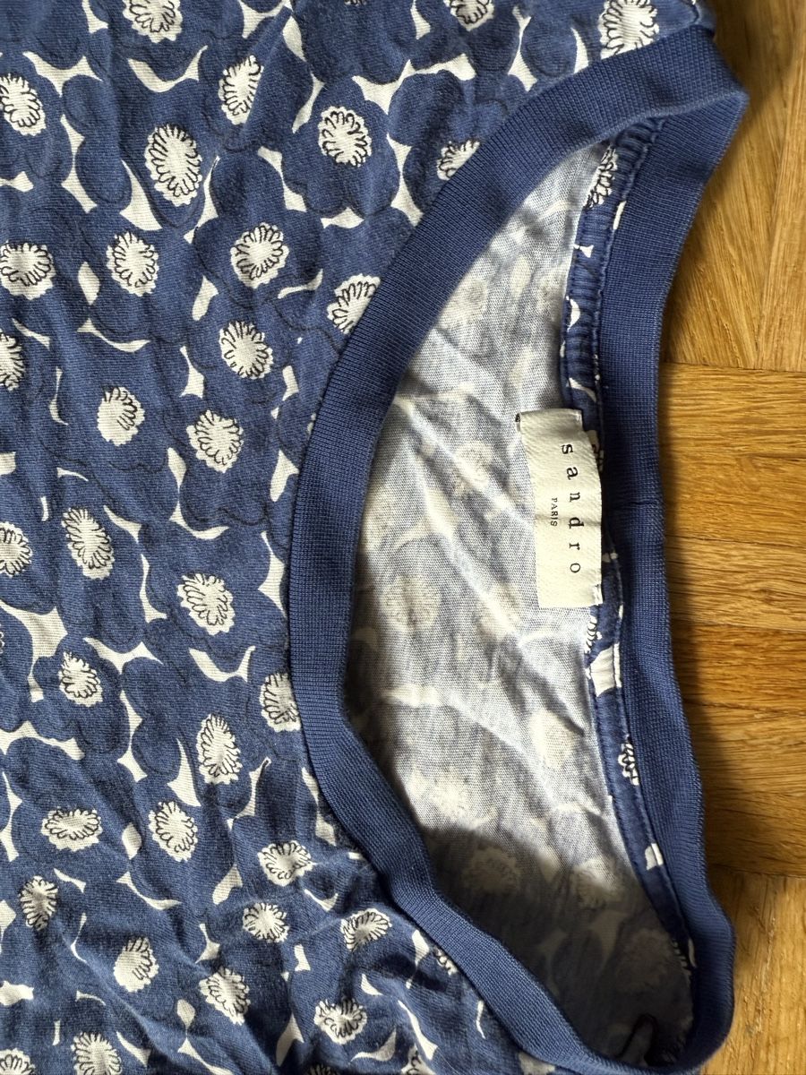 Sandro Lotti di vestiti: Sandro - Ensemble Tee-shirt et Short – Usato da Lausanne venduto da mar_2lwm 1