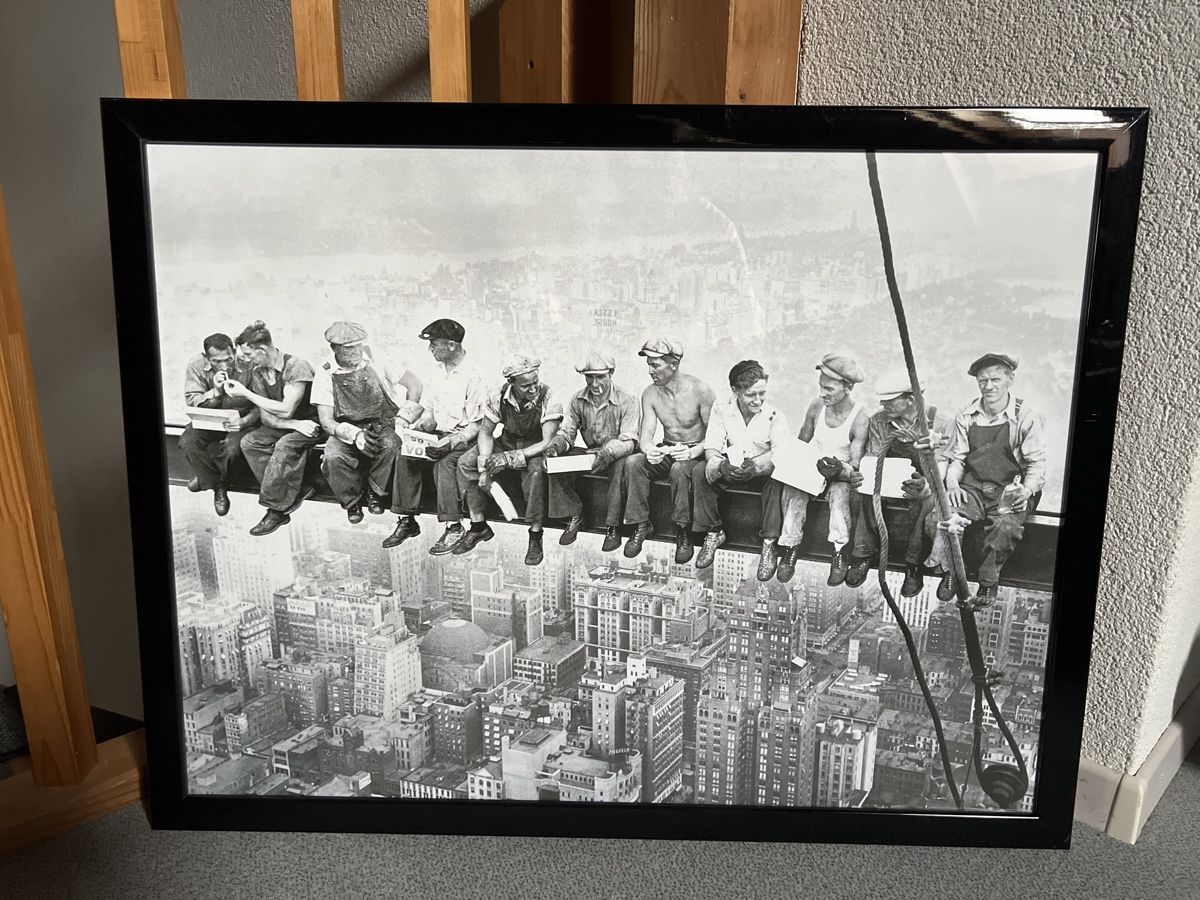 Foto & Immagini: Gerahmtes Bild "Lunch atop a Skyscraper" – Usato da Kirchberg BE venduto da Bergdorf16