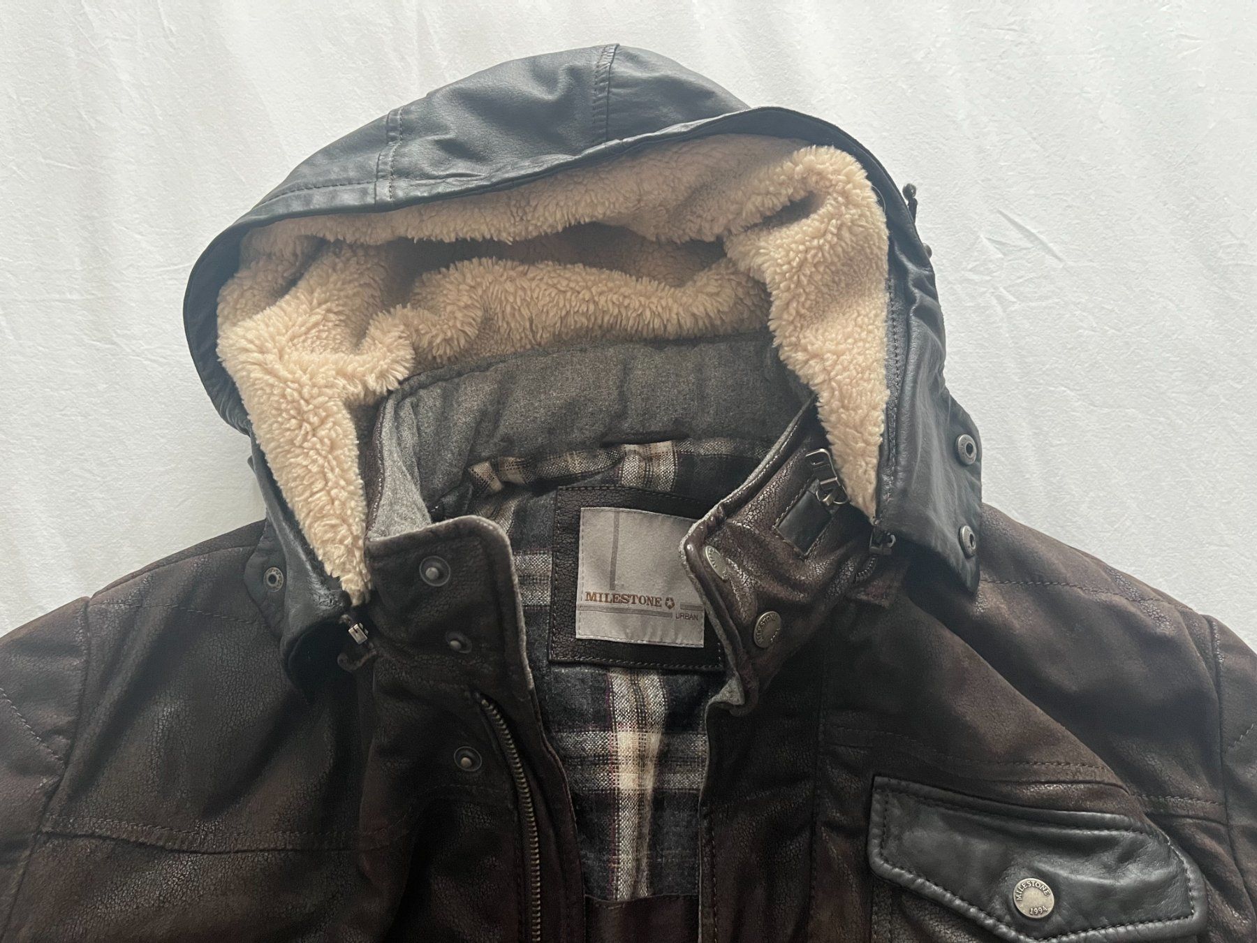 Giacche: Herren Winterjacke "Millestone" braun Grösse 52 – Usato da Jona venduto da Flexer02 4