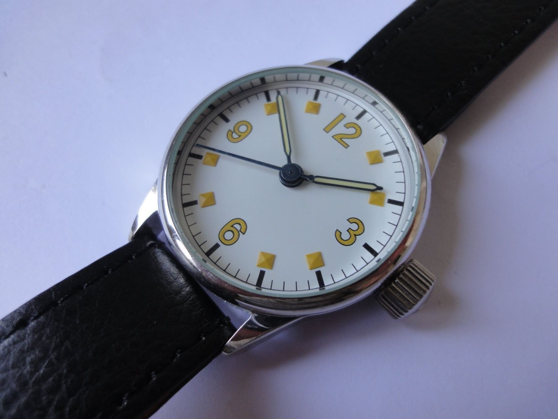 Orologi: Pilotenuhr RCAF Canada Handaufzug – Nuovo (secondo la descrizione) da basel venduto da Vulcanus
