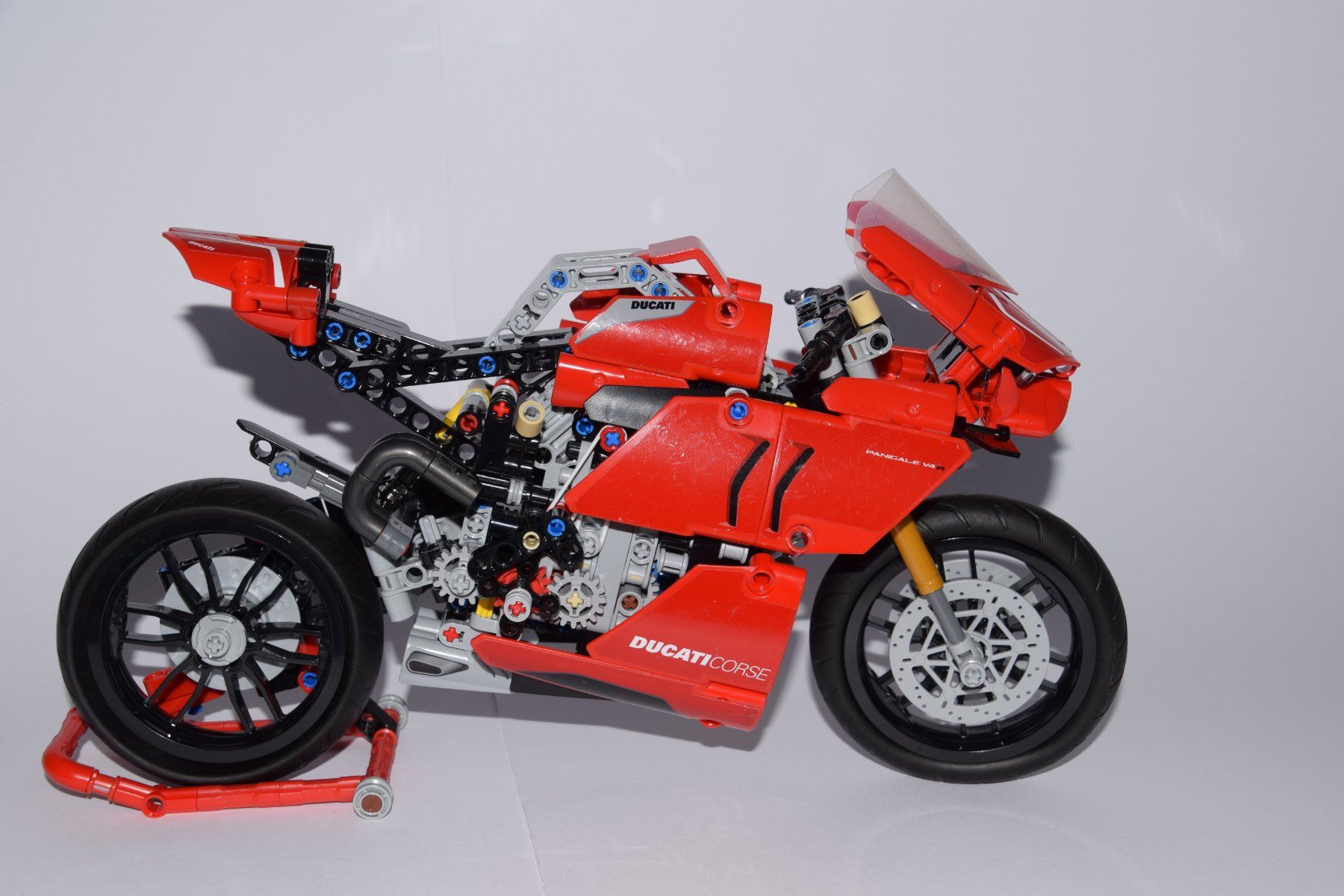 Lego Giocattoli: Lego Technic- Ducati Panigale V4 R – Usato da Lausen venduto da Rotezora79 1