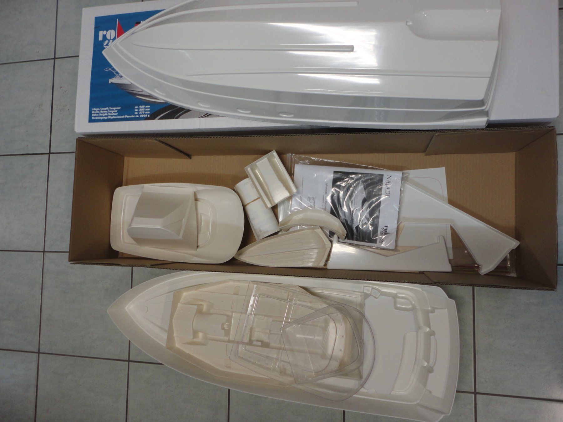 Robbe Modellismo RC: Najade Jacht, 96cm lang neu – Nuovo e nell'imballaggio originale da Horgen venduto da RcModell 4