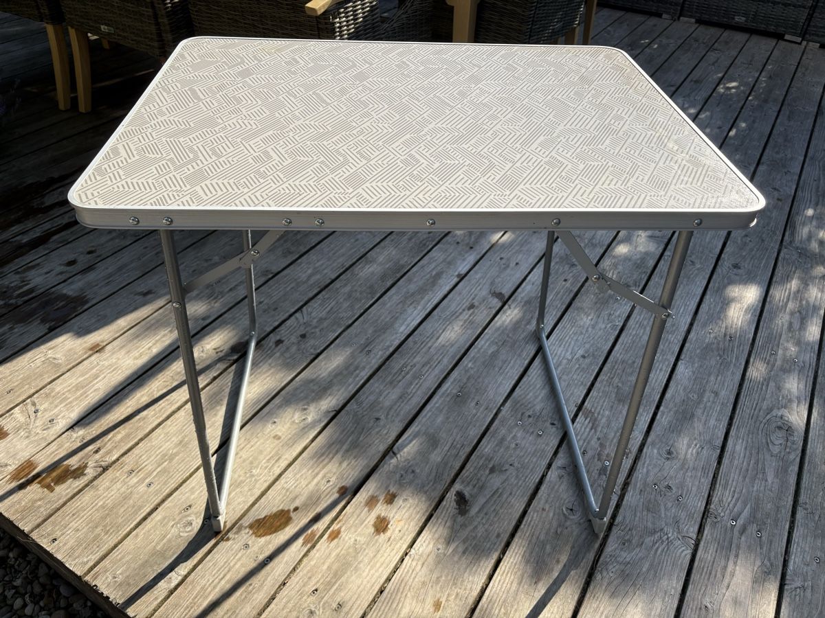Tavoli: Camping Klapptisch 80x60 – Usato da Zürich venduto da Orionos