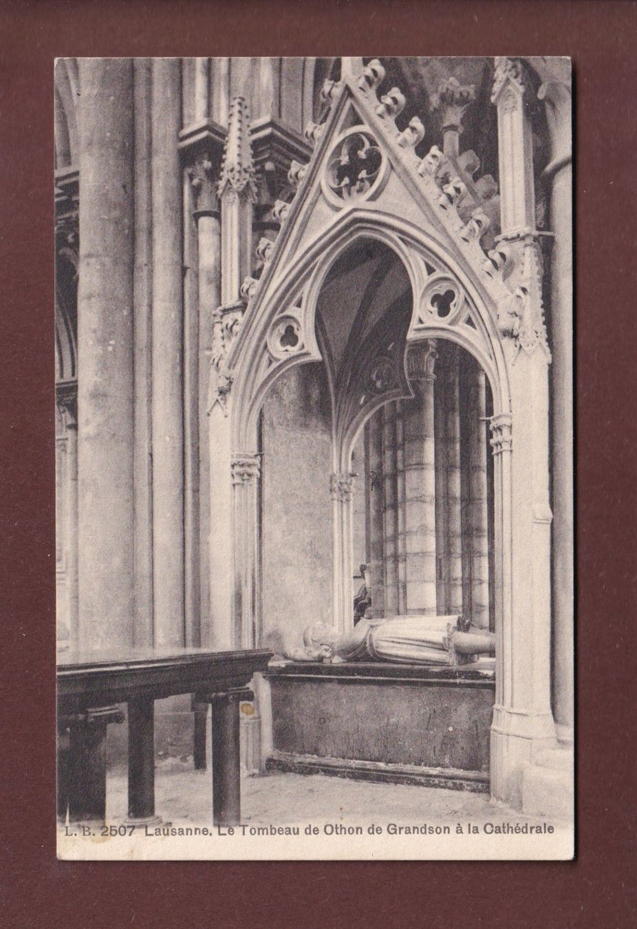 Cartoline postali: LAUSANNE - Cathédrale – Usato da Pully venduto da nicecards