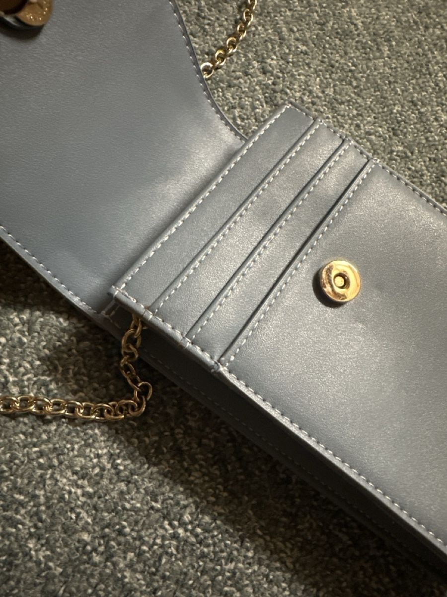 Hallhuber Borse da donna: Hallhuber  Handytasche blau mit Kette – Nuovo (secondo la descrizione) da Baltschieder venduto da YmroBe 1