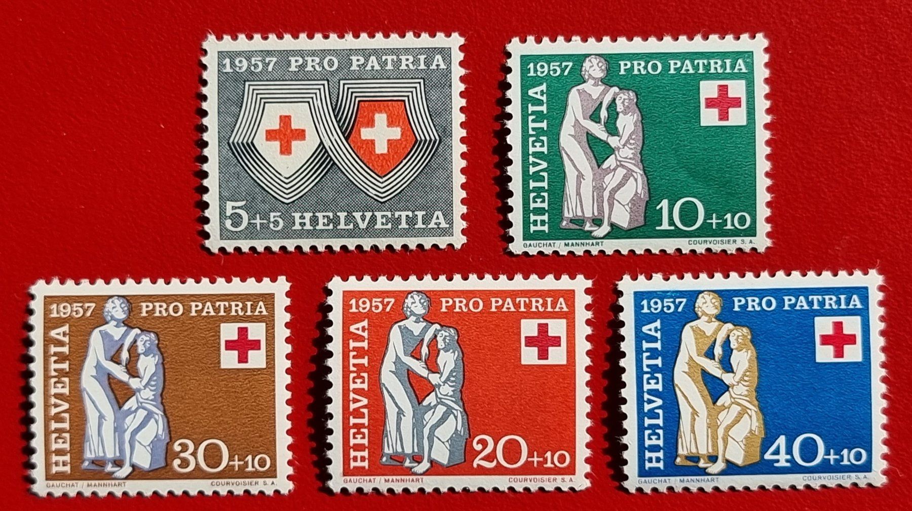 Tutti i francobolli: PRO PATRIA SATZ 81 - 85 1957** POSTFRISCH – Nuovo (secondo la descrizione) da Düdingen venduto da Quartierstrasse