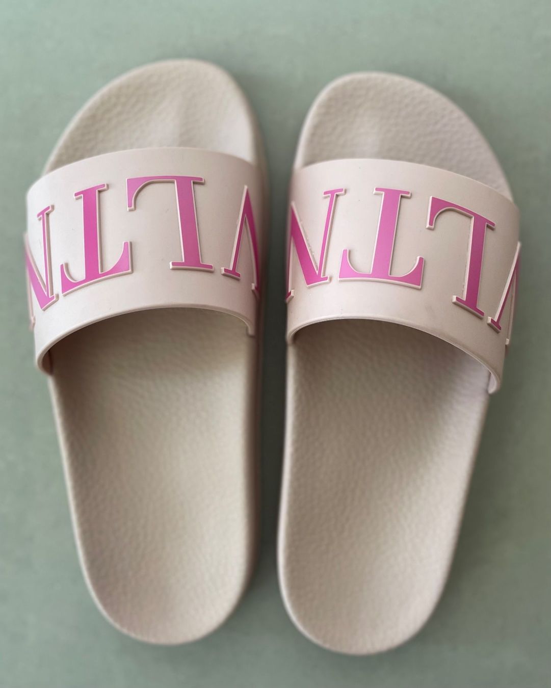 Valentino Scarpe da donna: Valentino Badeschuhe rosa Grösse 39 – Nuovo (secondo la descrizione) da Wohlen AG venduto da SZS30 1